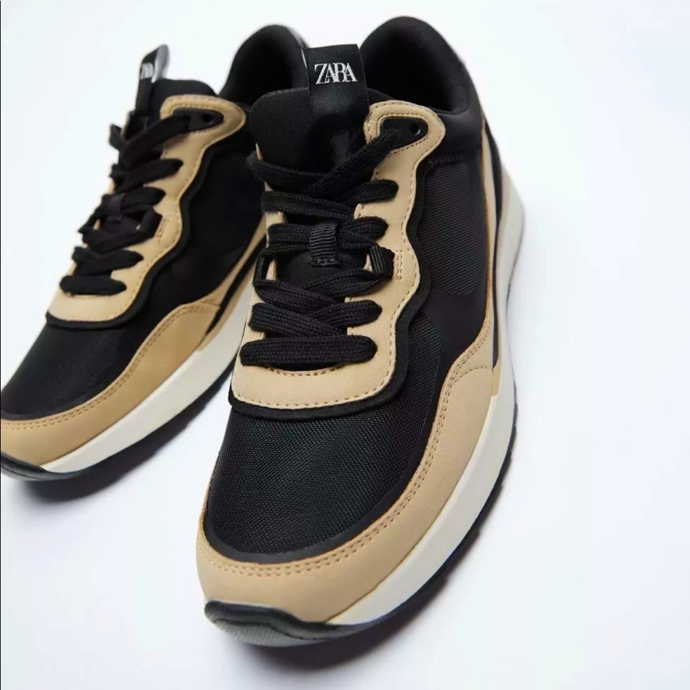 NWT Zara Woman’s Athletic Sneakers Black/Tan 7.5